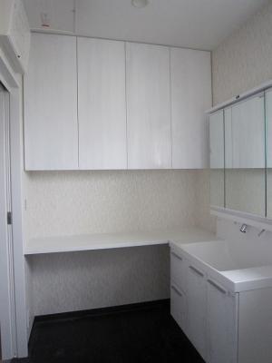 洗面脱衣室 収納棚